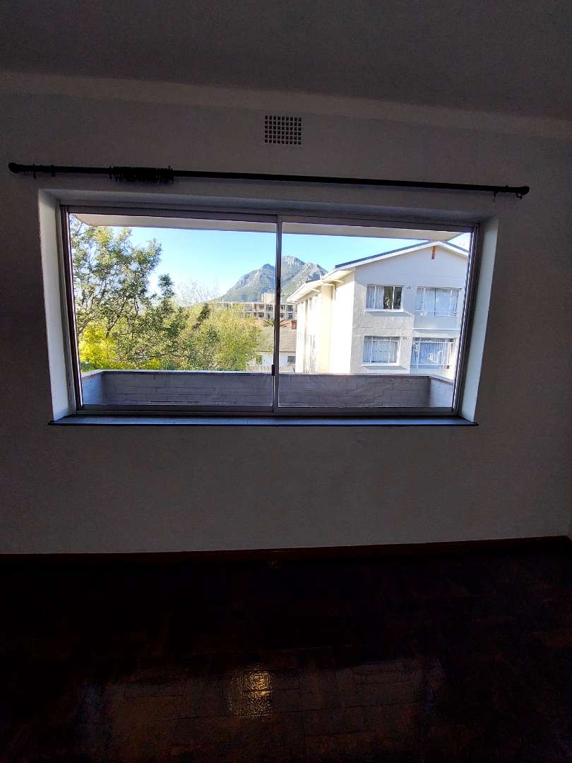 To Let 2 Bedroom Property for Rent in Tamboerskloof Western Cape